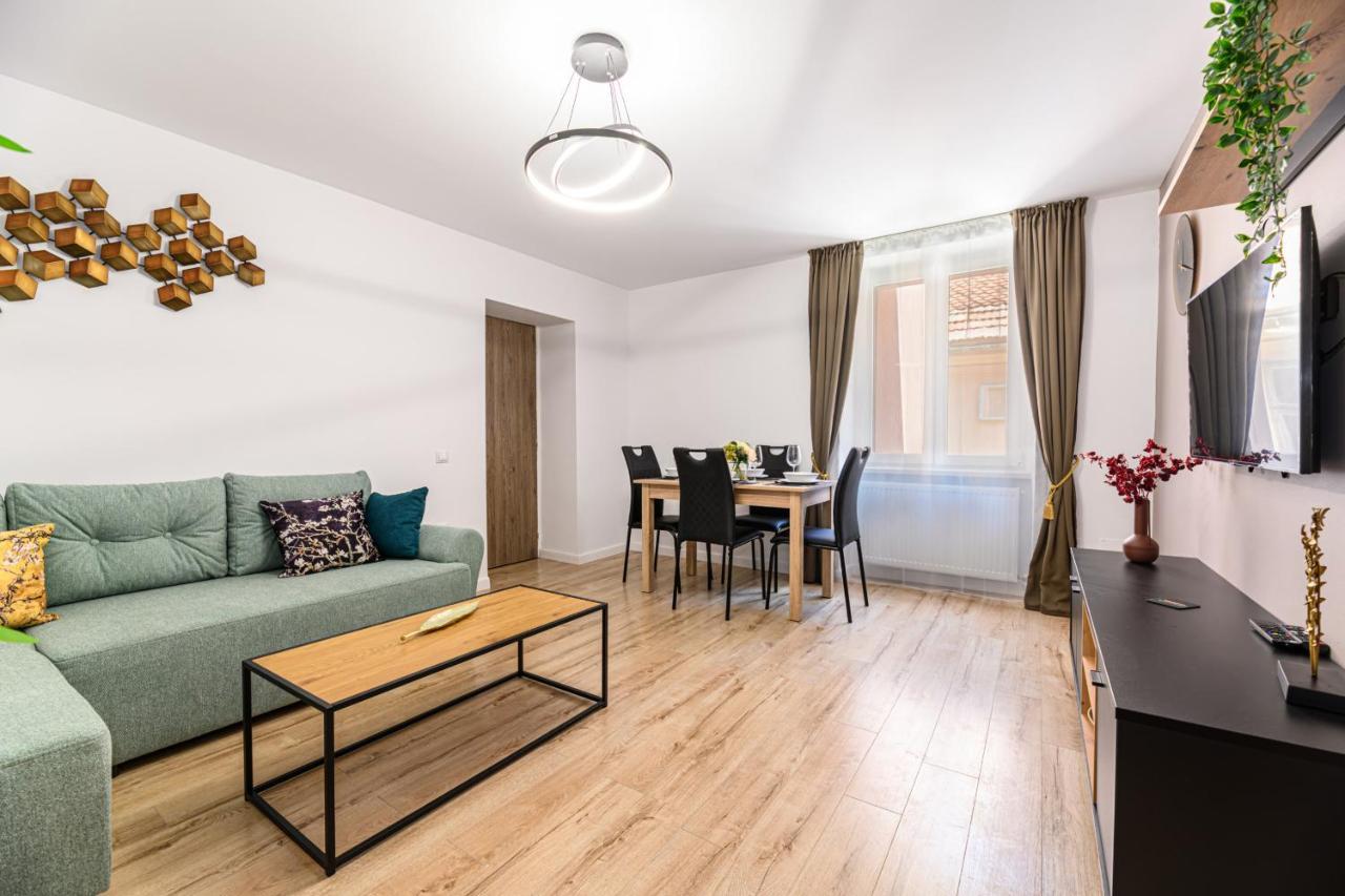Schei Gate Apartment Brašov Exteriér fotografie